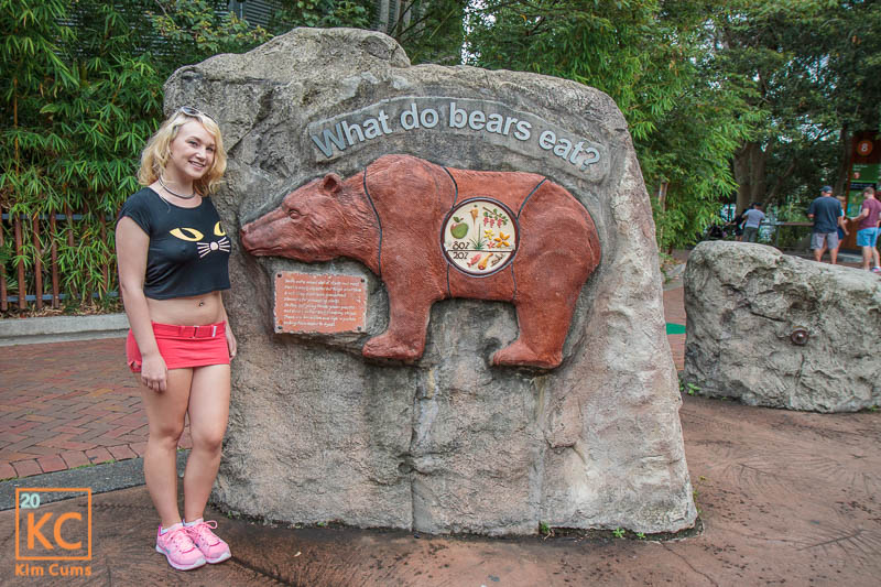 Kim Cums: A Trip to the Zoo