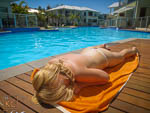 Topless ma Resort Pool